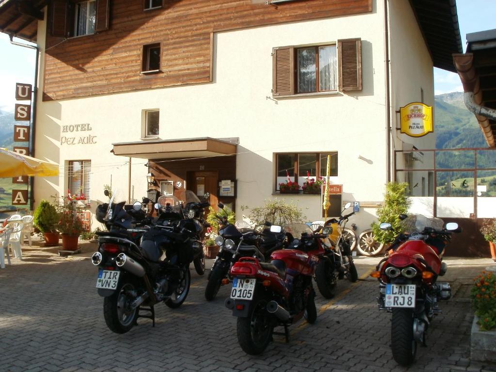 Hotel Pez Ault Disentis Bagian luar foto