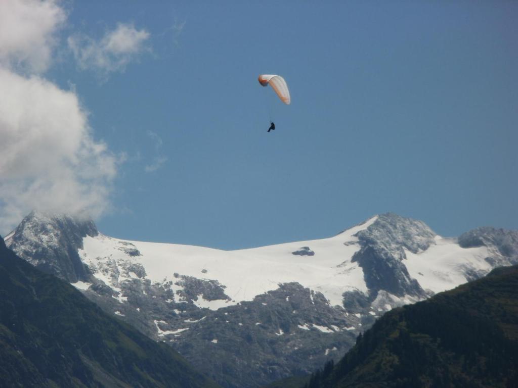 Hotel Pez Ault Disentis Bagian luar foto