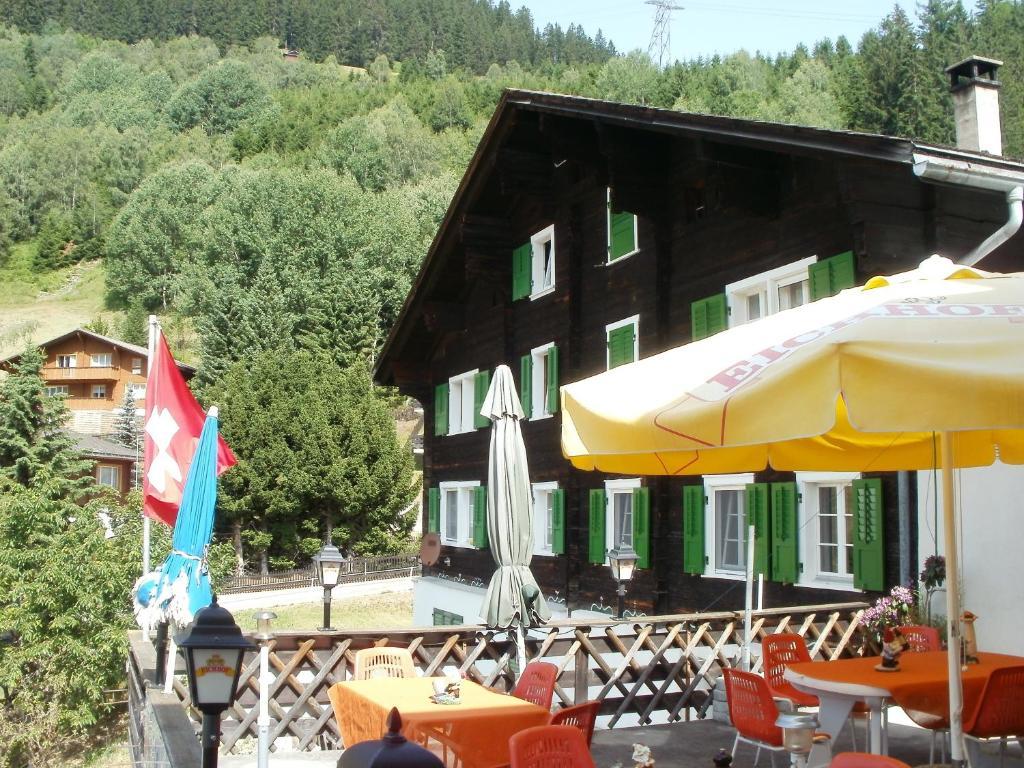 Hotel Pez Ault Disentis Bagian luar foto