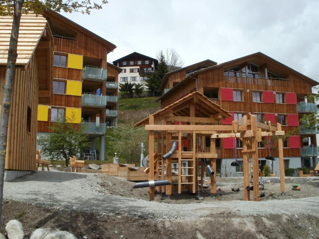 Hotel Pez Ault Disentis Bagian luar foto
